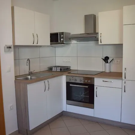 Comfy And Bright 公寓 *