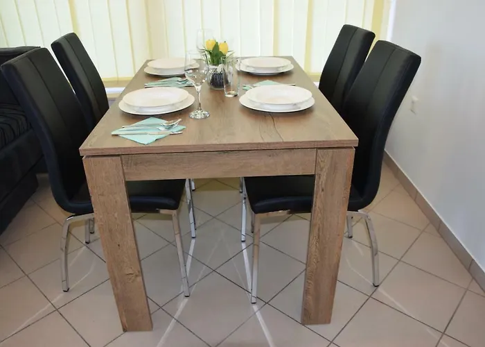 Comfy And Bright Apartment *